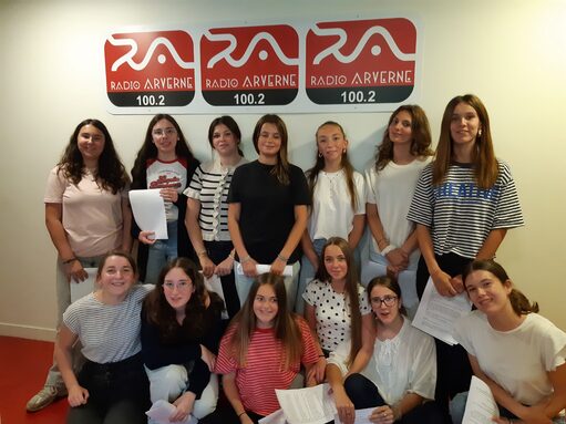 Radio arverne groupe.jpg